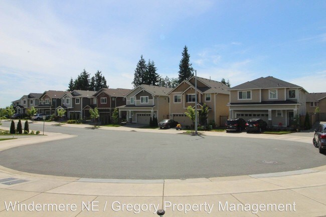 Building Photo - 4 br, 2.5 bath House - 21215 41st Ave SE