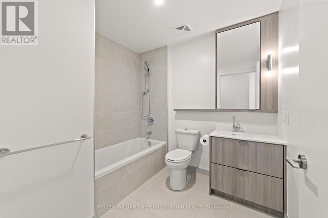 Building Photo - 625-1625 Sheppard Ave E