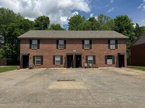 Building Photo - 111 Hickory Trace Rd