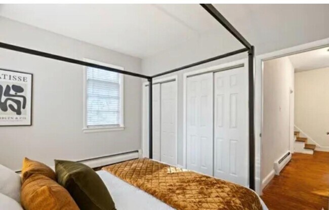 Photo - 1238 Waverly St House