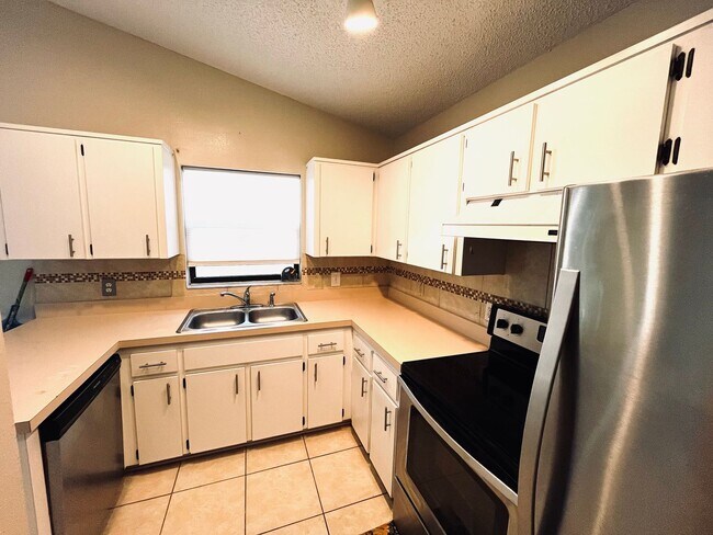 Foto del edificio - 2/2 Duplex in Winter Park