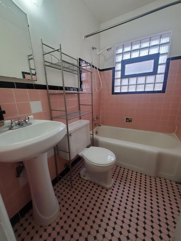 Foto del edificio - 3969 Fairview Ave