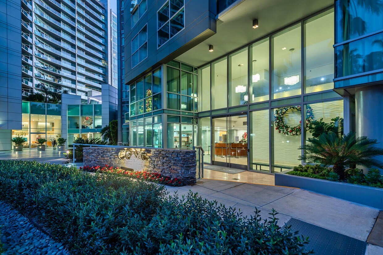 13650 Marina Pointe Dr, Marina Del Rey, CA 90292 Condo for Rent in