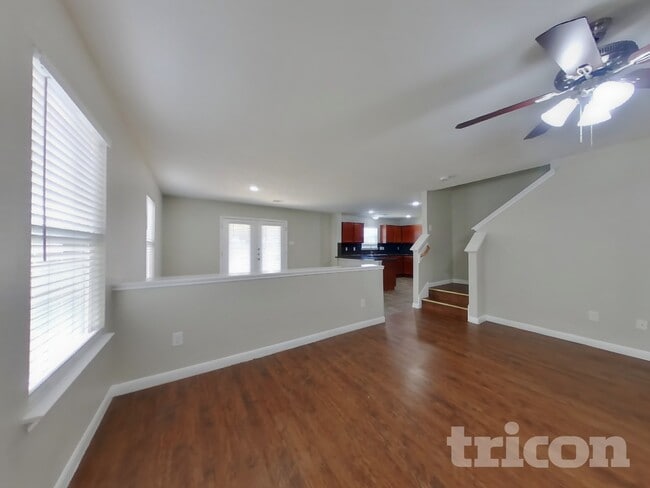 Building Photo - 10914 Tipton Oaks Dr