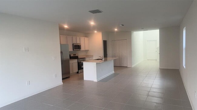 Foto del edificio - 1519 Jessica Blvd