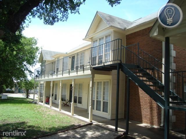 Building Photo - 104 Mosscliff Cir