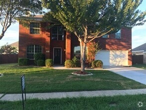 Building Photo - 3600 Lombardy Dr