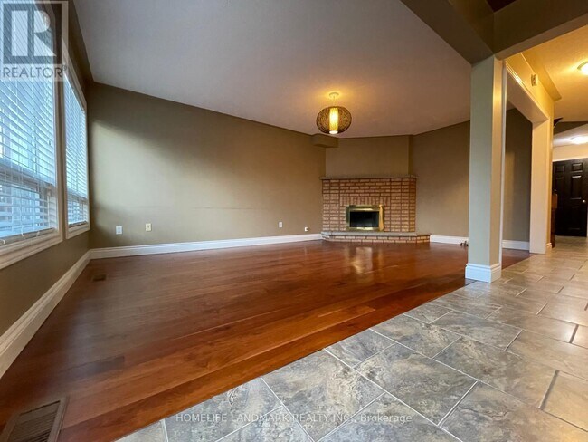 Building Photo - 26 Beechbrooke Way