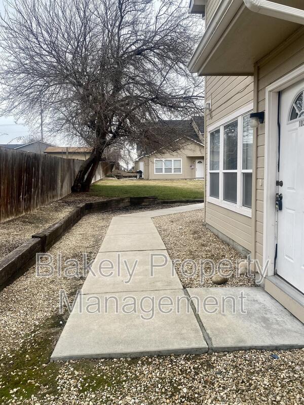 Building Photo - 151 N Midland Blvd