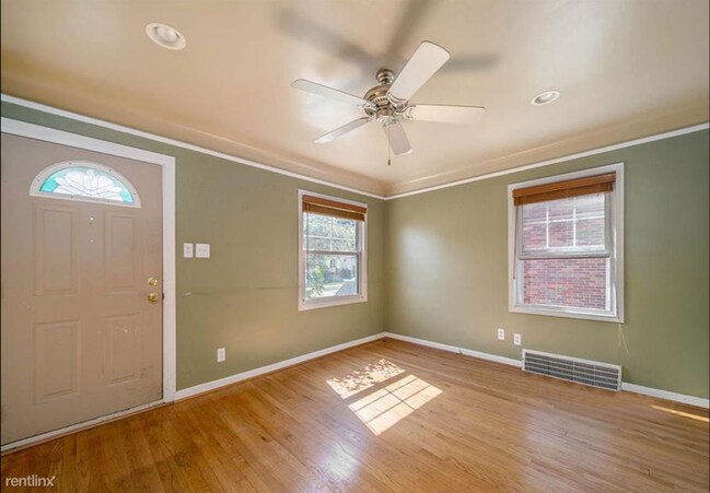 Building Photo - 3 br, 2 bath House - 24824 Dunning St