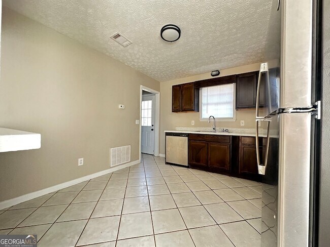 Foto del edificio - 271 E Wright St