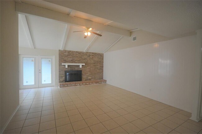Building Photo - 13519 Greywood Dr