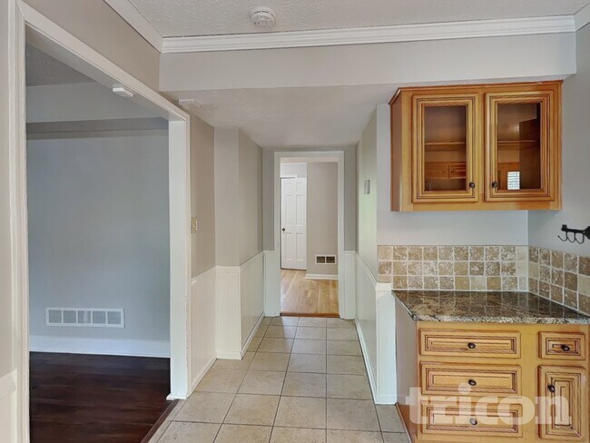Foto del edificio - 100 Creekwood Ct