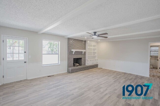 Foto del edificio - 2433 SW 93rd St