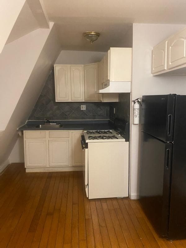 Kitchen - 230 N 11th St