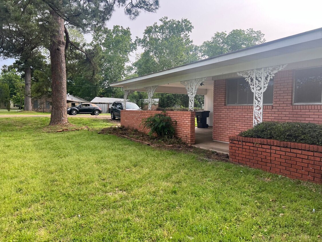 Foto principal - Central Bossier