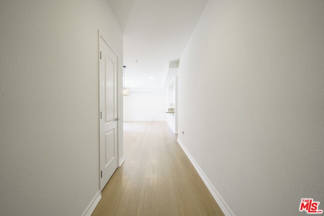 Foto del edificio - 629 Traction Ave