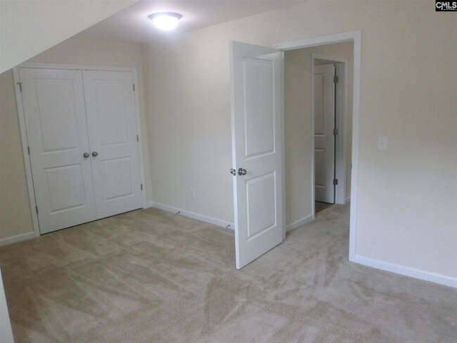 Foto del edificio - 133 Drakewood Dr