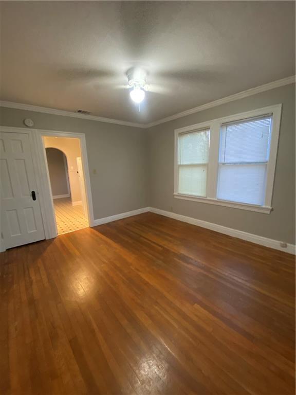 Foto del edificio - 902 E 43rd St