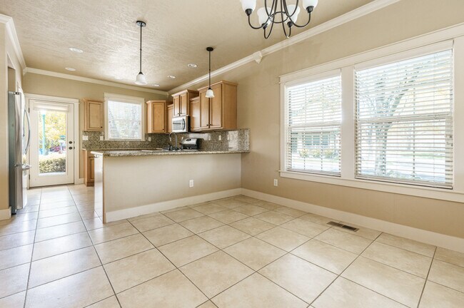 Foto del edificio - 994 E Winding Creek Dr