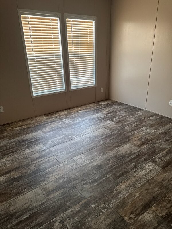 Foto del edificio - 2130 Rand Morgan Rd