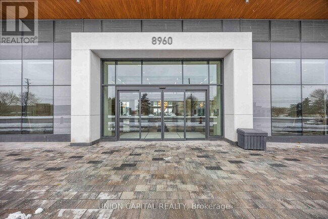 Photo du bâtiment - 8960 Jane St