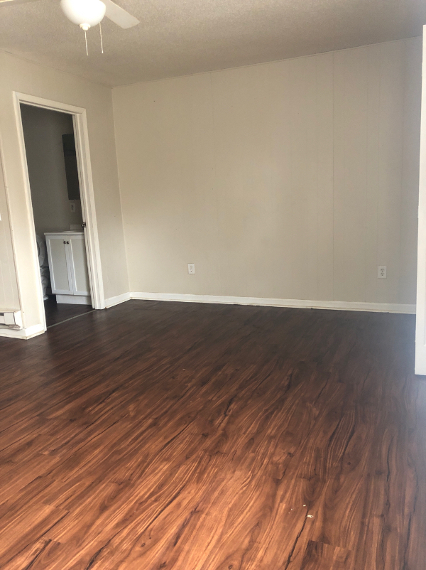 Building Photo - Studio Apartment in Easley