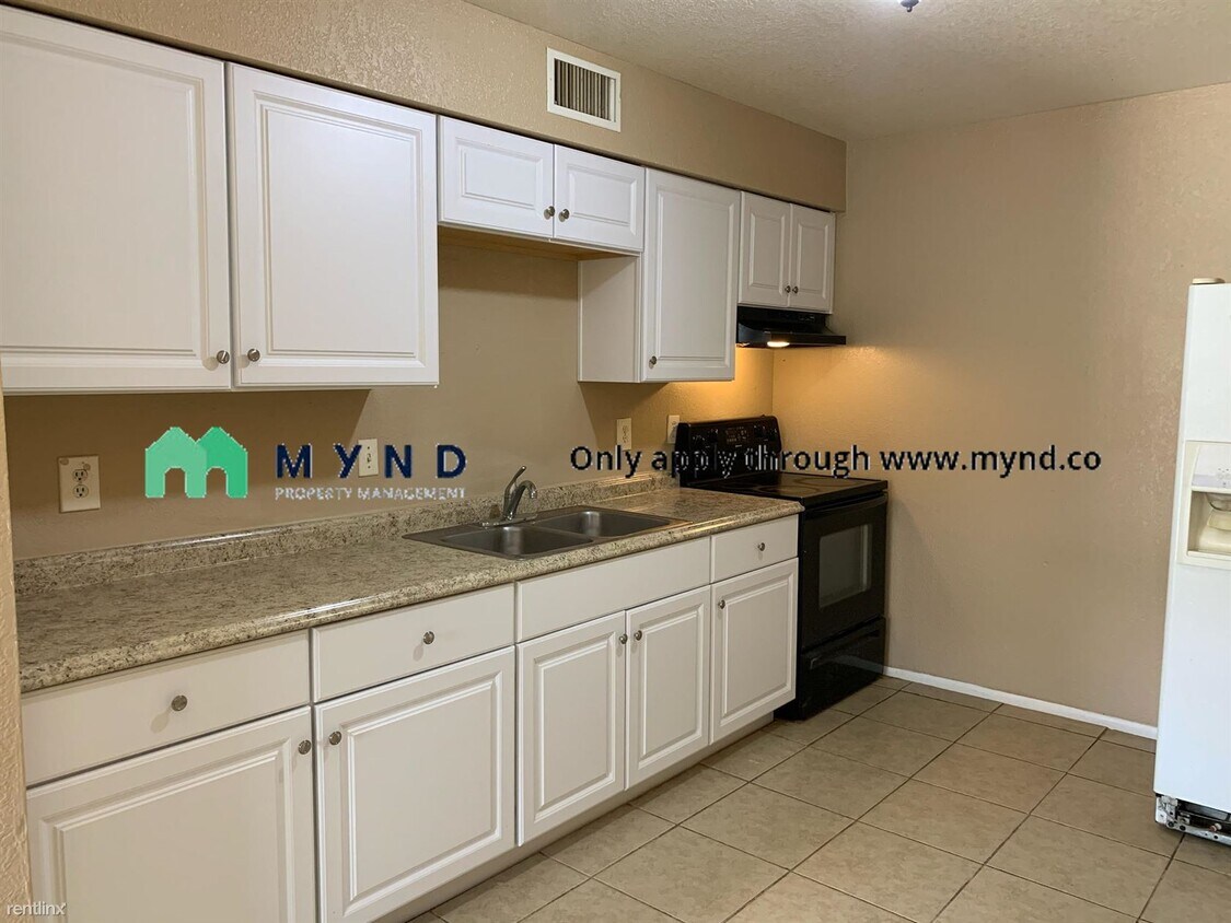 Foto del edificio - 2 br, 1 bath  - 2437 N Amarillo St Apt 4