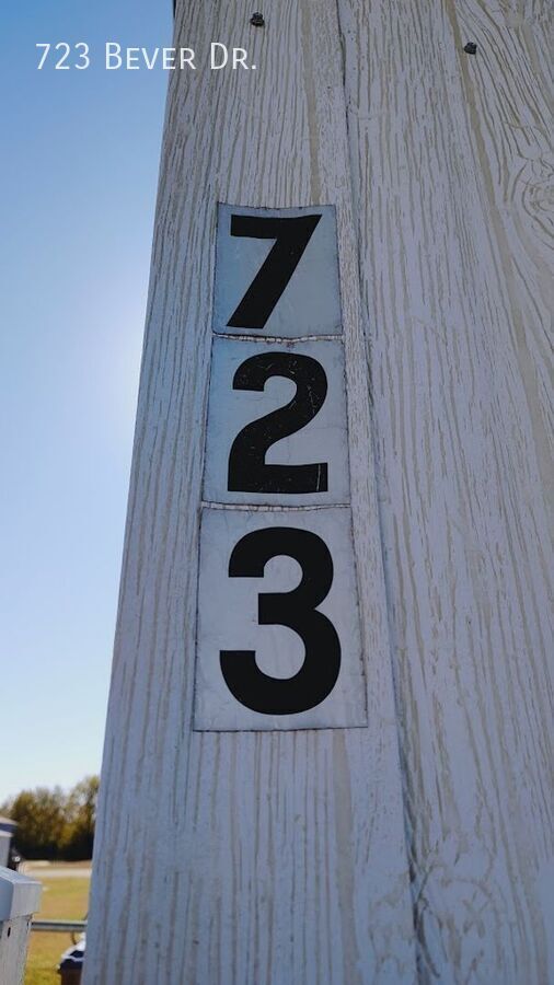 Foto del edificio - 723 W Bever Dr