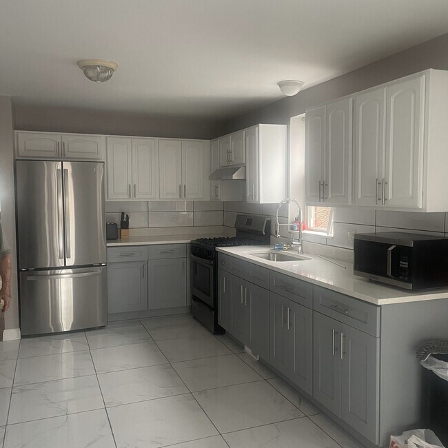 Foto del edificio - 4647 W Altgeld St