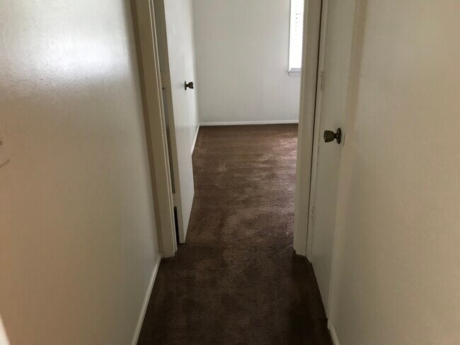 Hall - 2211 Sturdy Rd