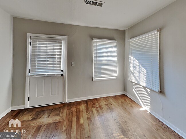 Foto del edificio - 1319 Campbellton Rd SW