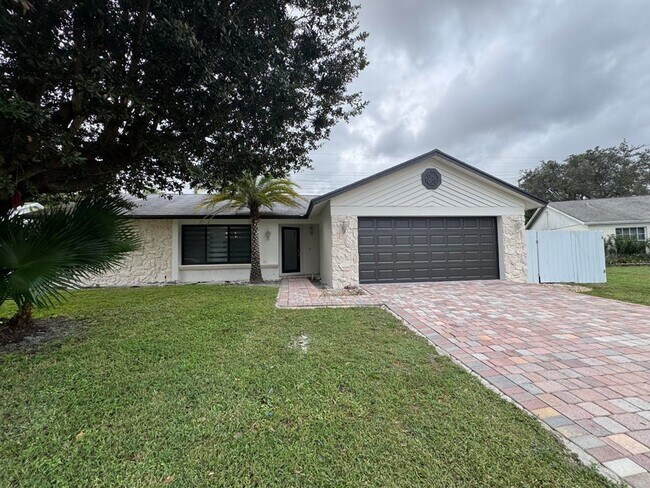 Foto del edificio - 1467 McDermott Ln