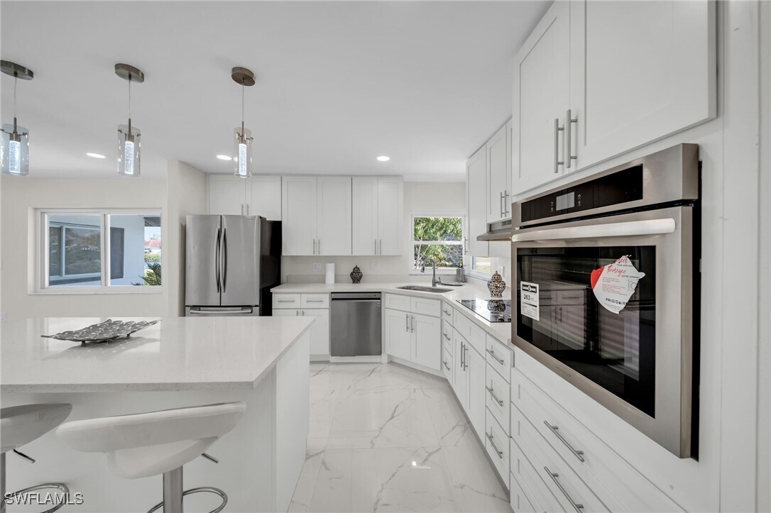 Primary Photo - 2106 E Tobago Cir