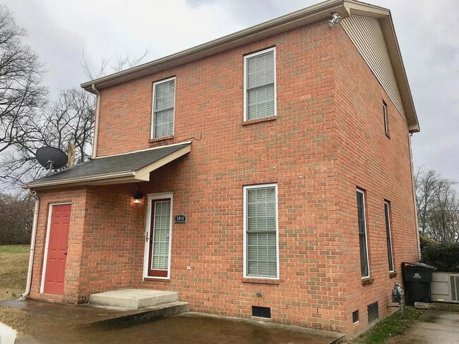 "A Cozy Nashville Home with Great Location and Potential" - "A Cozy Nashville Home with Great Location and Potential"