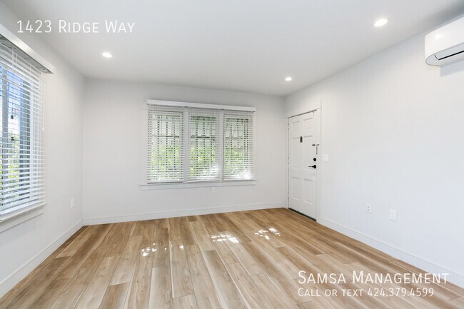 Foto del edificio - 1423 Ridge Way
