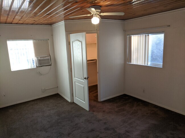Master Walk-in Closet - 2860 W Williams St