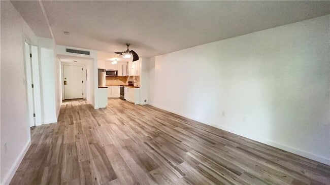 Foto del edificio - 101 Ocean Ln Dr