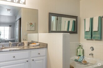 Palm Springs, 2 BR, 2 BA - 1,050 SF - Palm Villas at Whitney Ranch