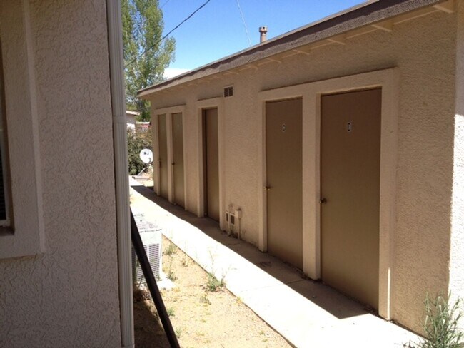 Foto del edificio - 865 Gail Gardner Way
