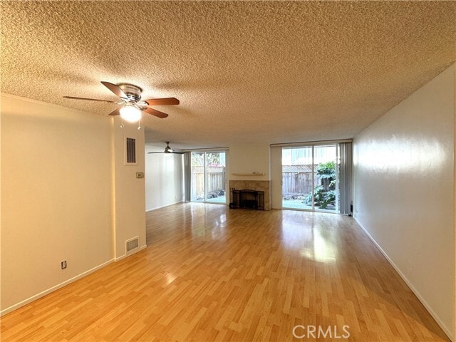 Foto del edificio - 6345 Green Valley Cir