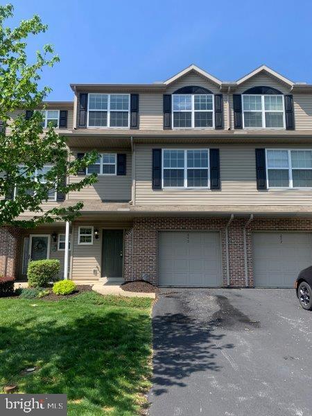 Building Photo - 275 Thrush Dr