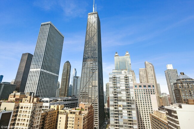 Foto del edificio - 900 N Lake Shore Dr