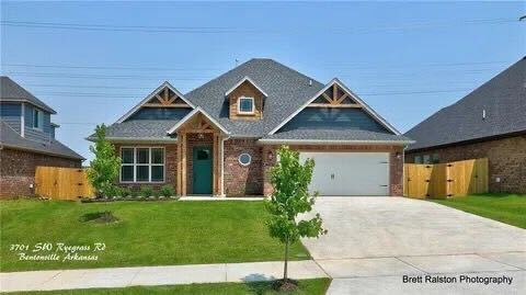 Primary Photo - 3701 SW Ryegrass Rd