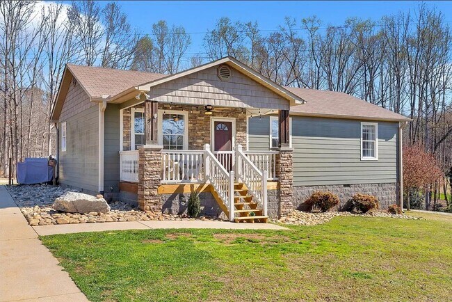 450 Lindsey Lake Rd