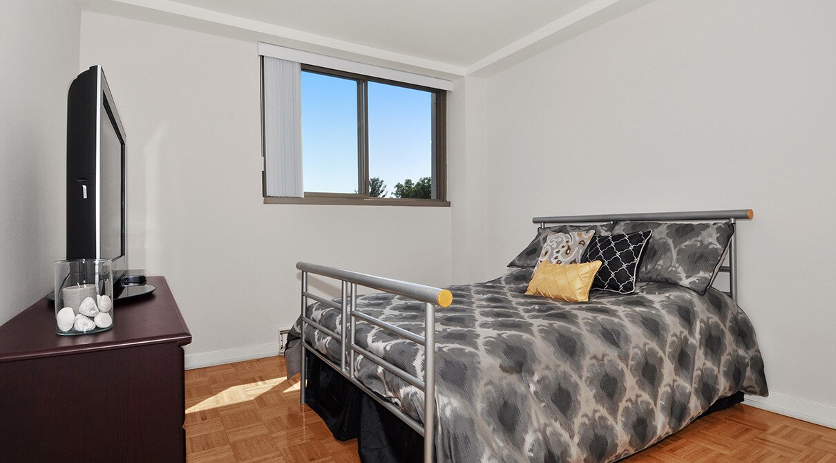 Primary Photo - Mount Pleasant Tower