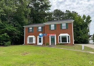 Building Photo - 1869 McElvaney Ln NW