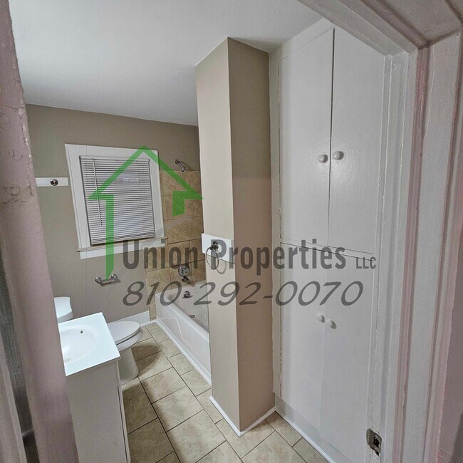 Foto del edificio - 1625 Francis St