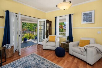 Building Photo - 3668 SW Othello St