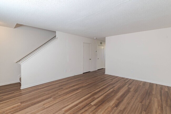 Foto del edificio - The Village at England Run Apartments